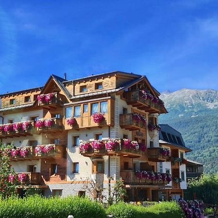 Hotel Sottovento Luxury Hospitality Bormio Exterior foto