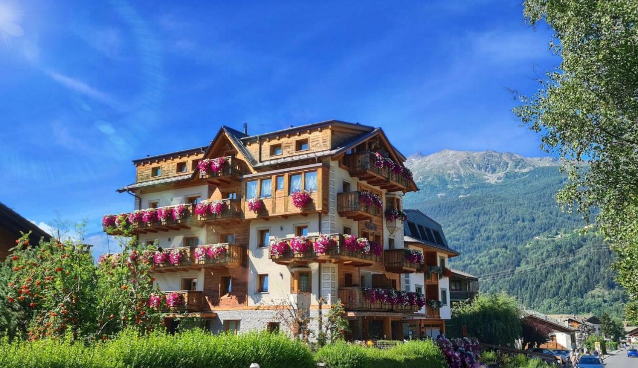 Hotel Sottovento Luxury Hospitality Bormio Exterior foto