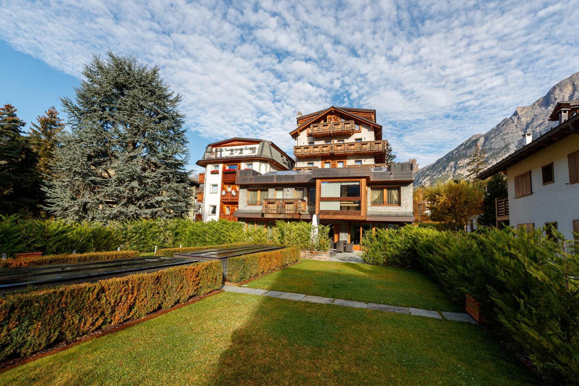 Hotel Sottovento Luxury Hospitality Bormio Exterior foto