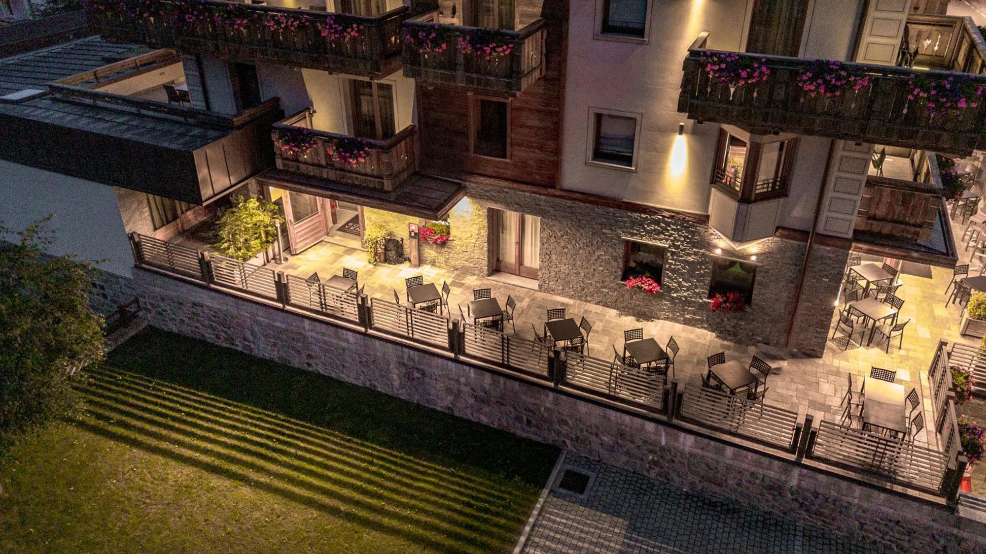 Hotel Sottovento Luxury Hospitality Bormio Exterior foto